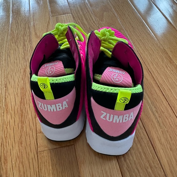 Zumba Fitness Hot Pink Air Funk Dance Sneakers - Size 6 - Picture 5 of 7